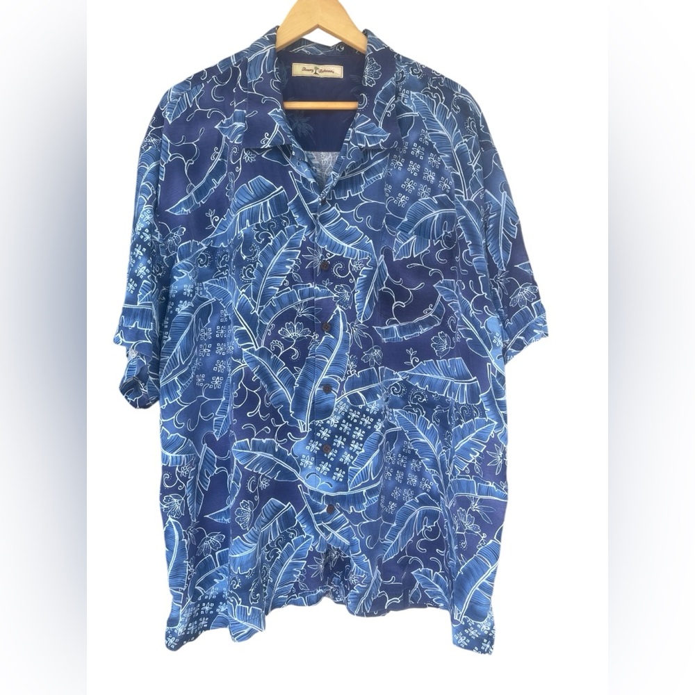 Tommy Bahama Men’s Size XXL 100% Silk Blue Tropical Leaf SS Button Shirt